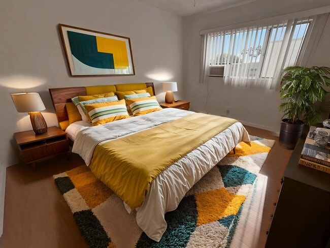 Photo - 1236 N Sweetzer Ave Unit 4