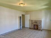 Photo - 1176 W 38th St
