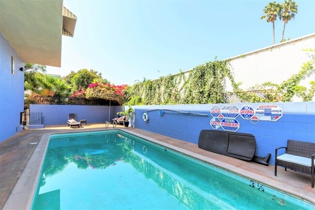 Photo - 1441 N Vista St