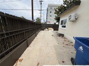 Photo - 1103 S Hobart Blvd Condo Unit 4-4