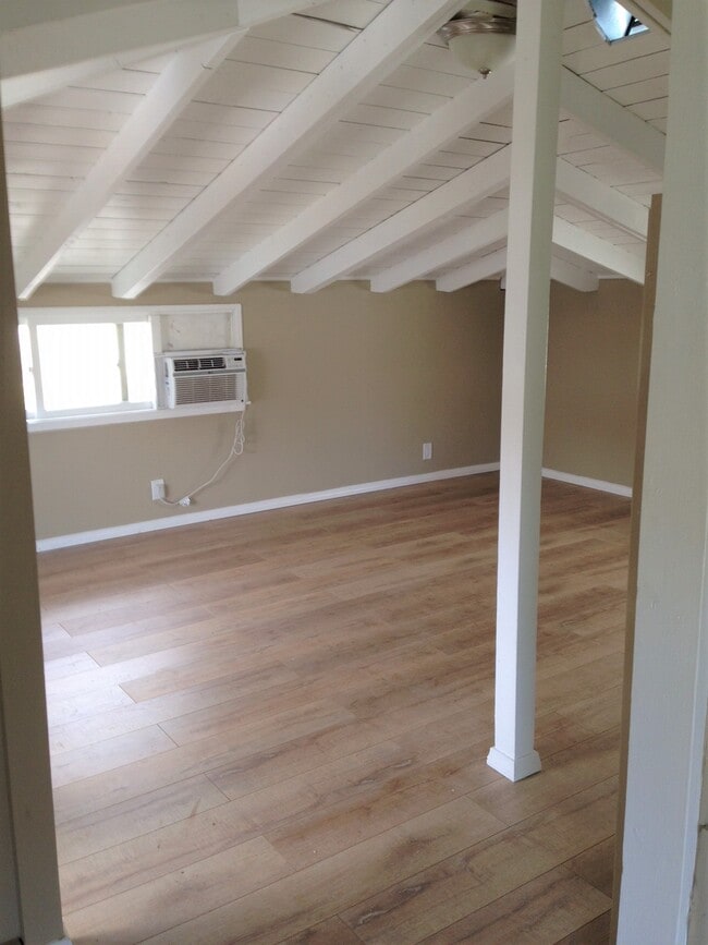 Building Photo - 418 California St Unit C Rental