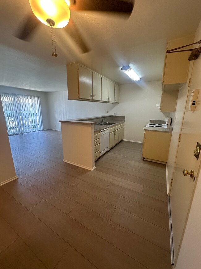 Photo - 3415 Linden Ave Unit 105