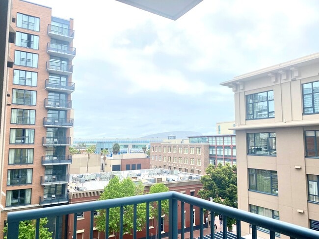 VIEW - 530 K St Unit 511