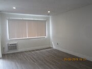 Photo - IMMACULATE DUPLEX - GREAT LOCATION House