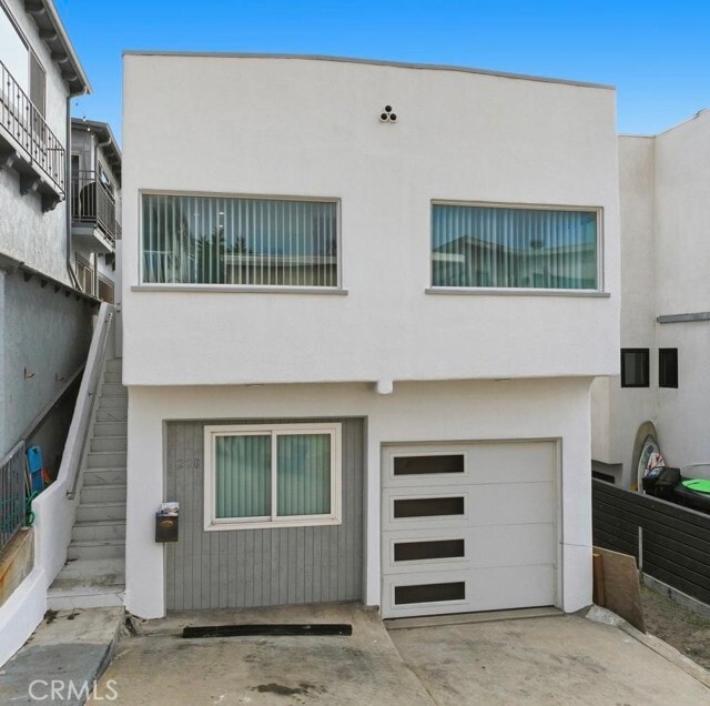 Building Photo - 220 39th St Unit B