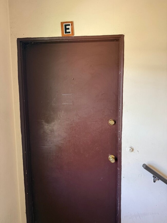 Photo - 180 S Mountain View Ave Unit E