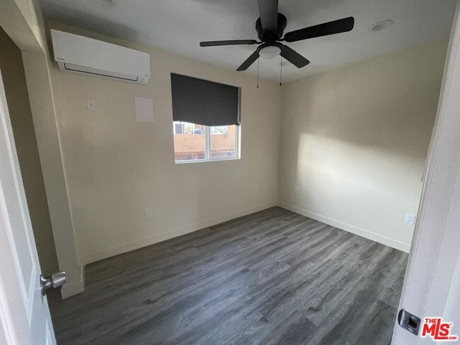 Photo - 613 W 83rd St