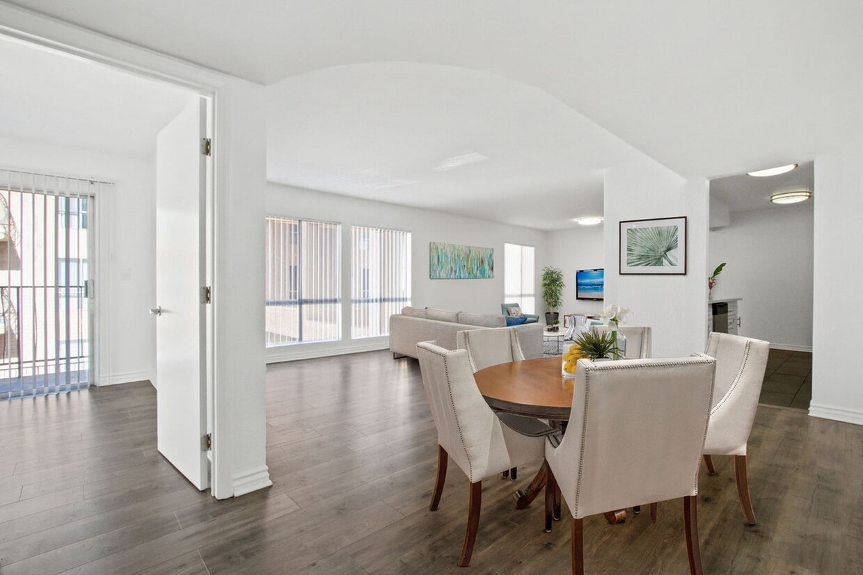 600 Olive - 3BR/2BA - A