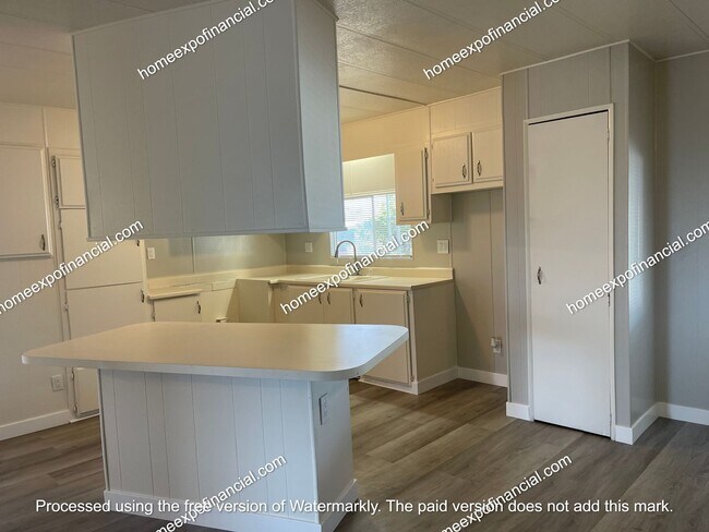 Photo - 44812 Cornish Ave