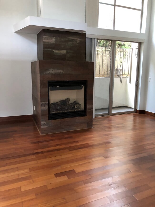 Photo - 1243 Franklin St Unit #A