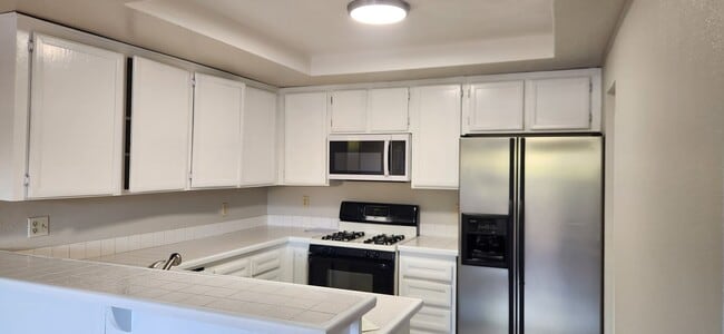 Photo - Great location!!!  3 bed 2 1/2 bath town h...