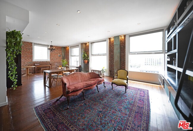 Photo - 257 S Spring St Unit 4E