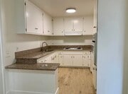 Photo - Spacious 3 bedroom unit located in Canoga ... Unit 101