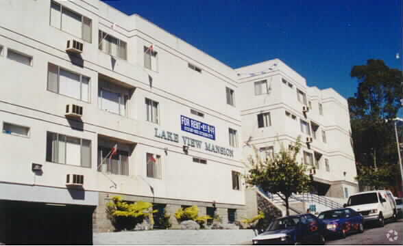 Lakeview Mansion - Lakeview Mansion