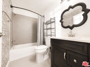 Photo - 12014 Kling St Unit 4