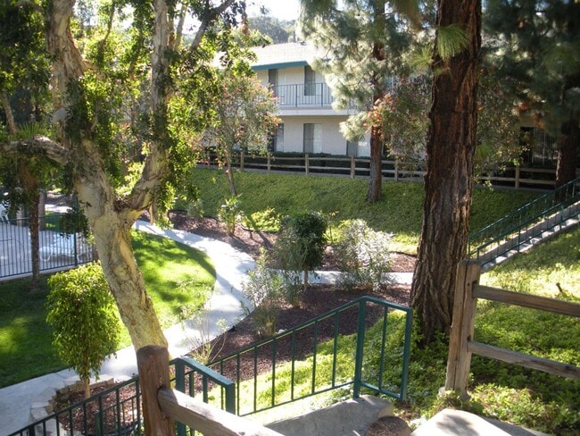 Photo - Remodeled large one bedroom - 2nd floor Unit 042