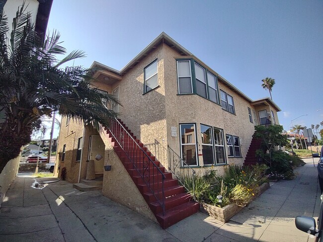 Building Photo - 151 Ximeno Ave Unit 151 Ximeno Ave Rental