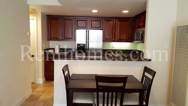 Photo - La Jolla / UTC, 3985 Nobel Dr #325 - Granite Counters, All Appliances, Near UCSD and the UTC Mall!