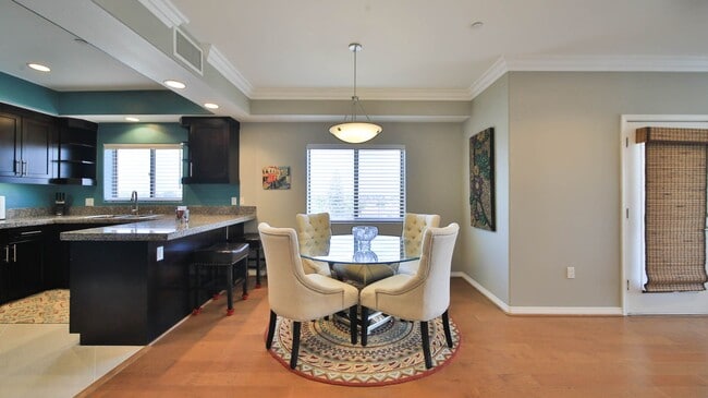 Photo - Beautiful 3 Bed/ 2.5 Baths Condo Unit 425