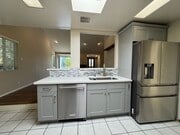 Photo - 729 Orange Dr