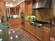 Photo - 1550 Greenfield Ave Unit 201