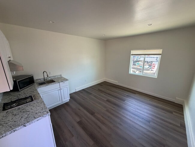 Building Photo - 4813 Almaguer Ave