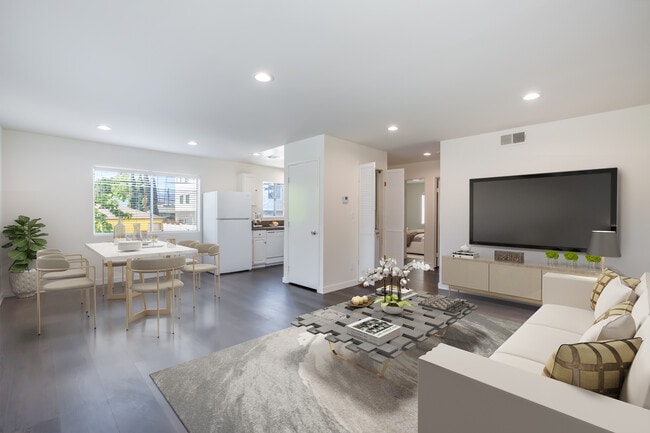 Building Photo - 11481 Cumpston St Rental