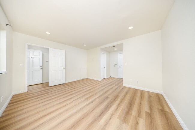 Photo - SPACIOUS 3 BED 2BATH UNIT LOCATED IN DESIRABLE MONTEREY PARK LOCATION!!
