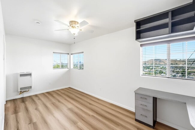 Photo - O'SULLIVAN Unit 4965.5