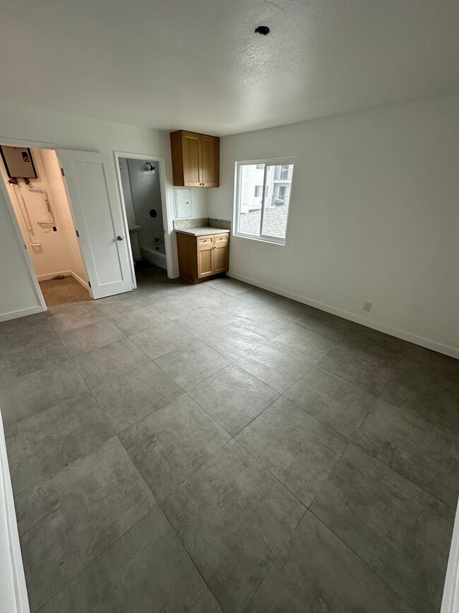 Photo - 12612 Kornblum Ave Unit 1