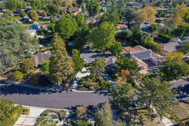 Photo - 9356 Beckford Ave