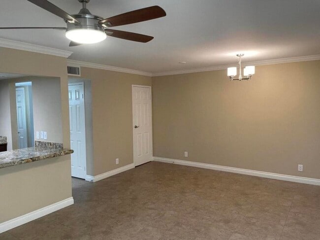 Photo - 43376 Cook St Unit 158