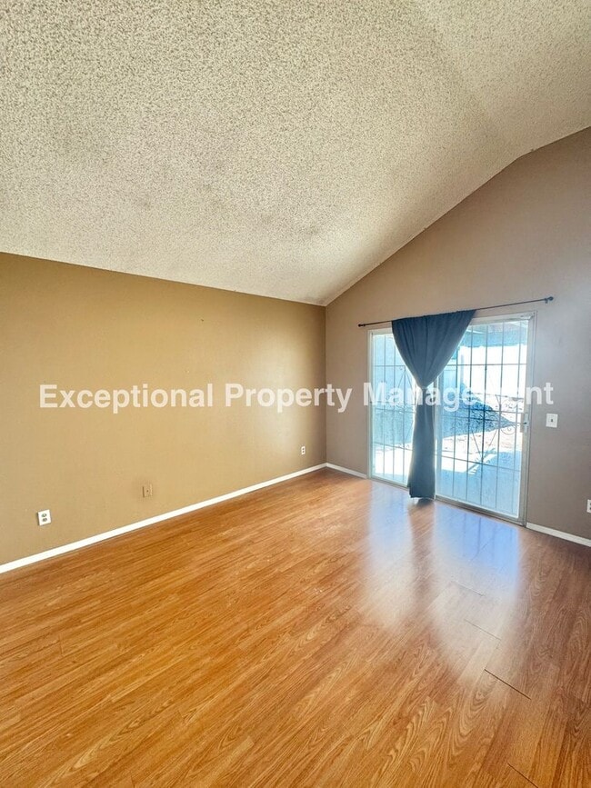 Photo - 2520 Caribou Pl