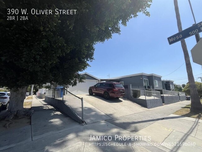 Photo - 390 W Oliver St
