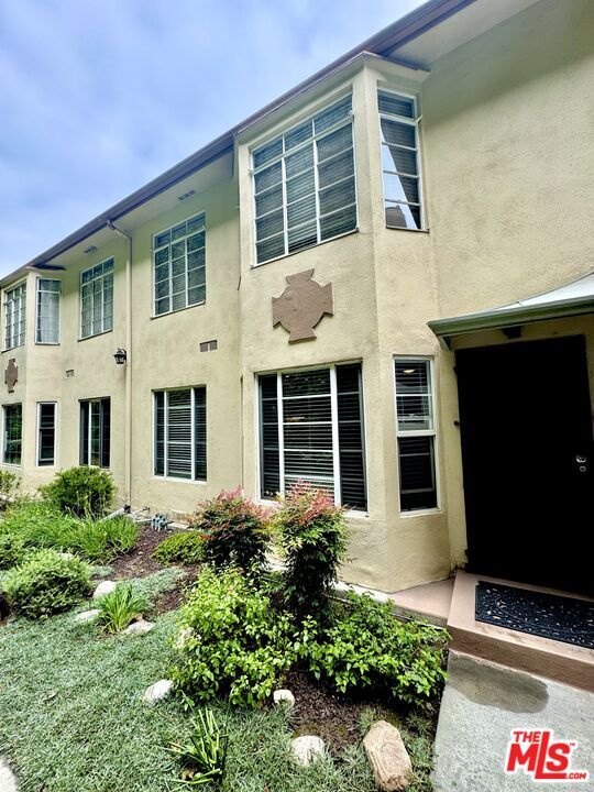 Photo - 50 Elm Ave Unit 5