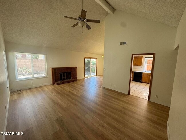 Photo - 1874 Suntree Ln