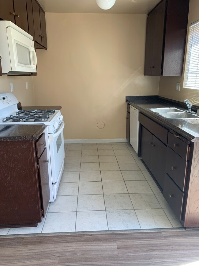 Photo - 15624 Freeman Ave Unit 15624
