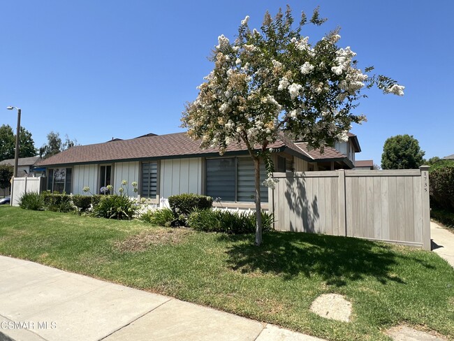 Photo - 1735 Orinda Ct Townhome