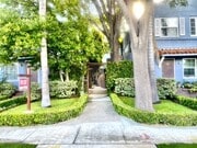 Photo - 530 N San Vicente Blvd Apartments