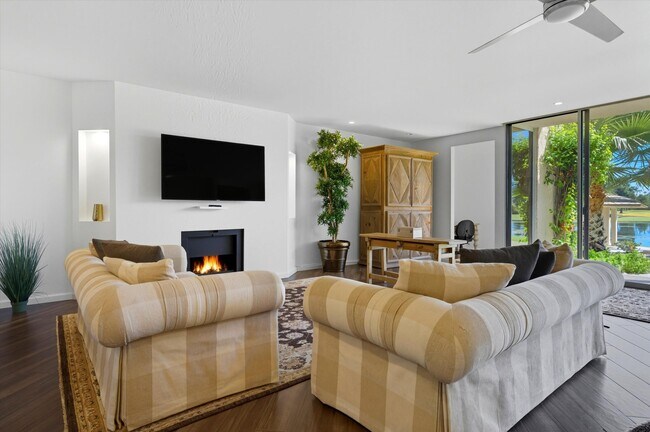 Photo - 900 Island Dr Unit 109