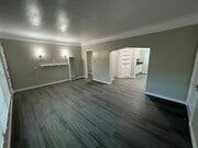 Photo - SPACIOUS 1 BEDROOM 1 BATH UPSTAIRS LOCATED NORTH OF DOWNTOWN LONG BEACH Unit 6007