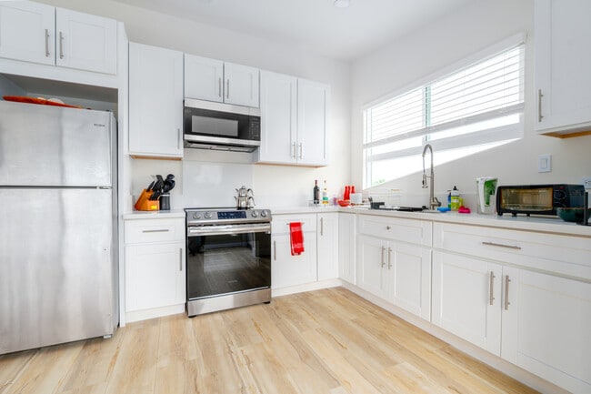 Photo - 5021 Foothill Blvd Unit ID1321791P