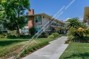 Photo - 1001-1005 W Huntington Dr Apartments