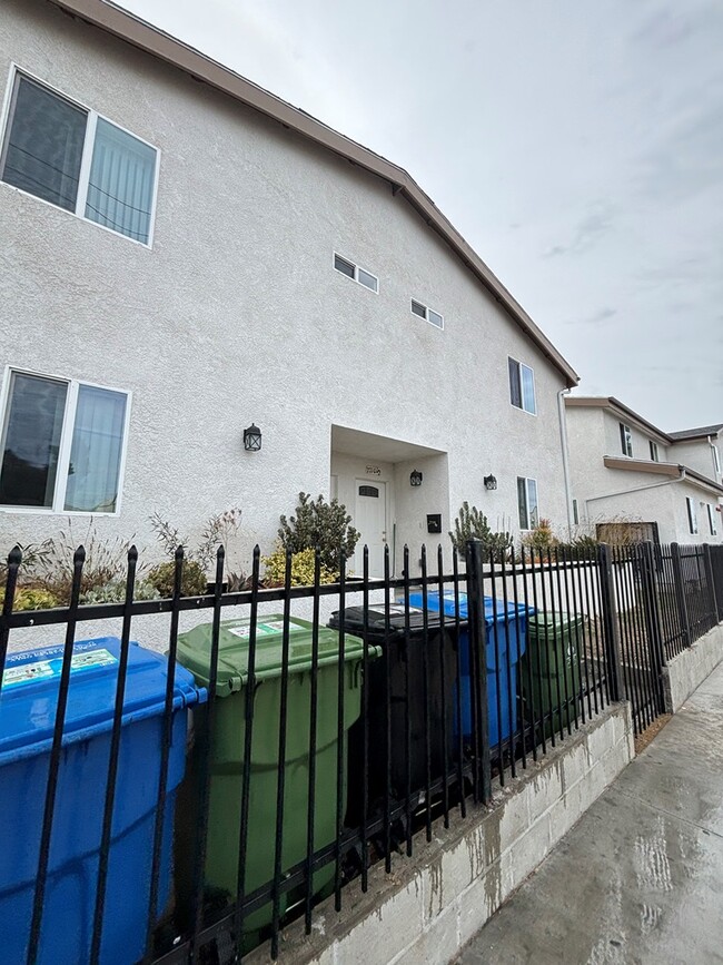 Photo - 7710 S Hoover St