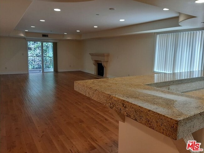 Photo - 10390 La Grange Ave Unit 303