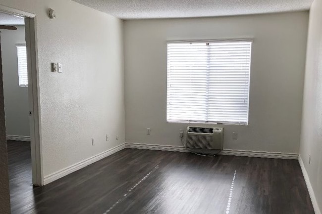 Photo - Canyon Breeze