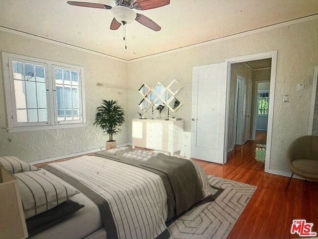 Photo - 1360 Masselin Ave