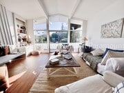 Photo - Furnished Brentwood Hills Retreat with Tim... House