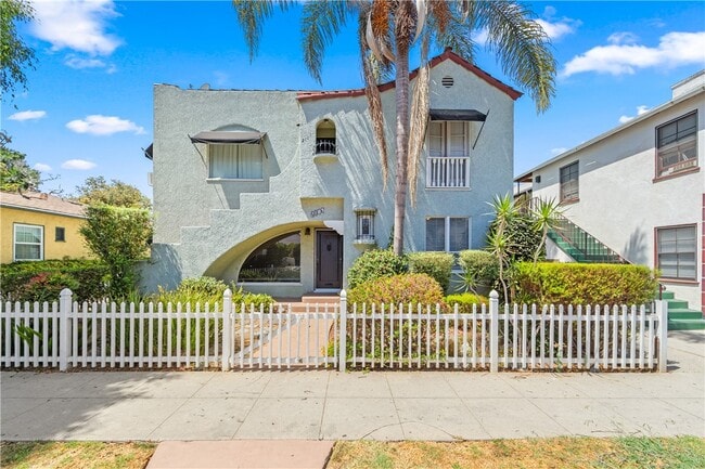 Photo - 2109 Chestnut Ave Townhome
