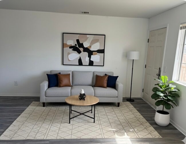 Photo - 7308 Canby Ave Unit 7